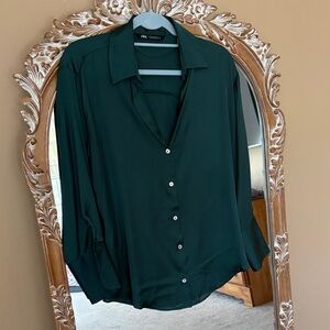 Zara Women's Deep Green Button-Down Shirt